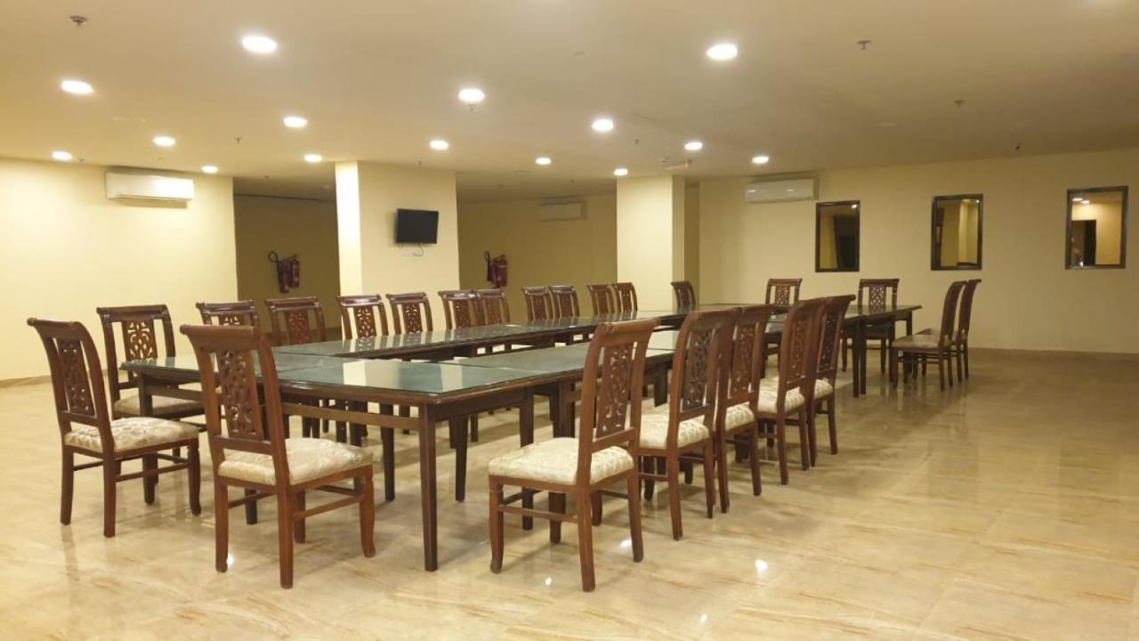 Muscat Horizon Hotel Seeb ภายนอก รูปภาพ
